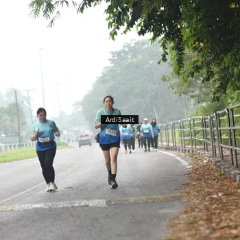 Runner Photo 8856743