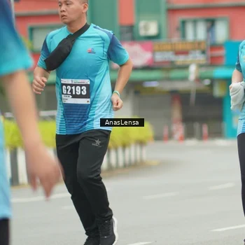 Runner Photo 8856758
