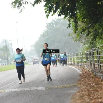 Runner Photo 8856761
