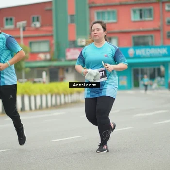 Runner Photo 8856795