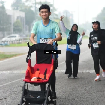 Runner Photo 8856814