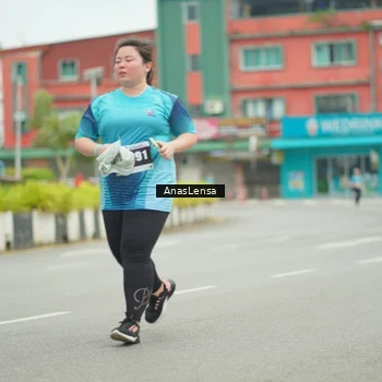 Runner Photo 8856843