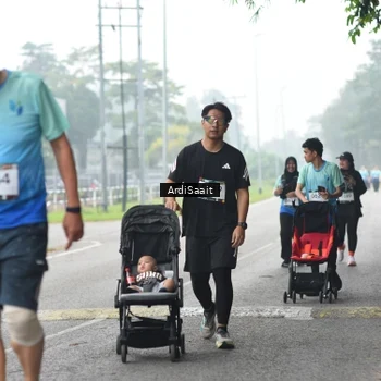 Runner Photo 8856853