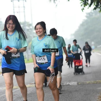 Runner Photo 8856865