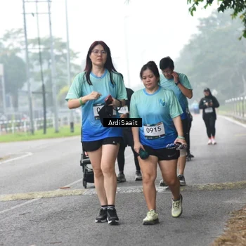 Runner Photo 8856872