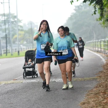 Runner Photo 8856890