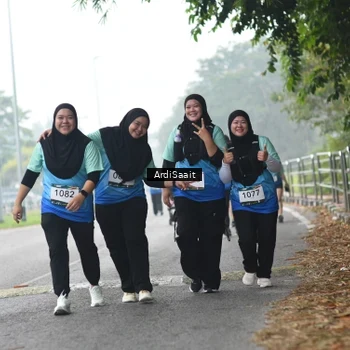 Runner Photo 8856898