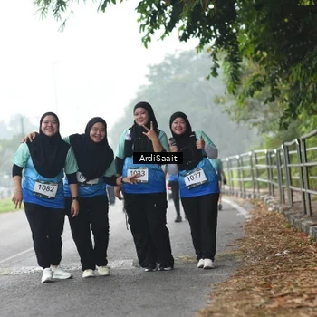 Runner Photo 8856913