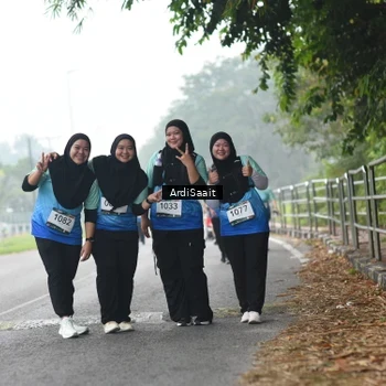 Runner Photo 8856919