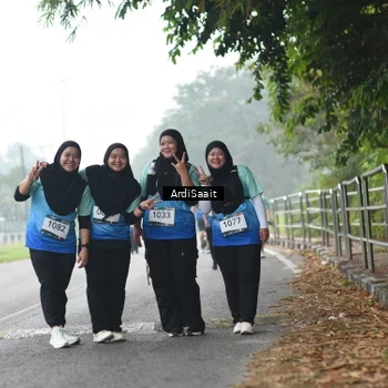 Runner Photo 8856921