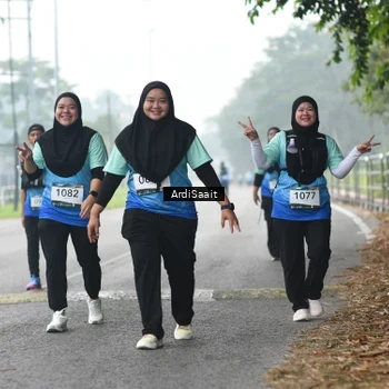 Runner Photo 8856970