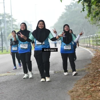 Runner Photo 8856972