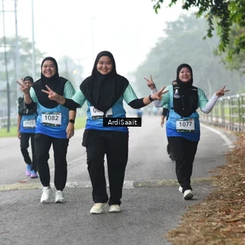 Runner Photo 8856975