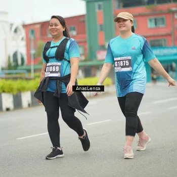 Runner Photo 8856990