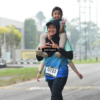 Runner Photo 8857009