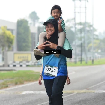 Runner Photo 8857010