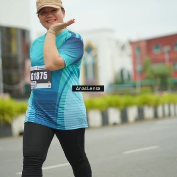 Runner Photo 8857031