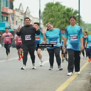 Runner Photo 8857032