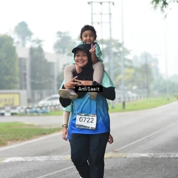 Runner Photo 8857034