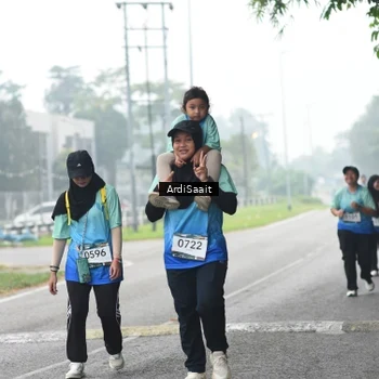 Runner Photo 8857037
