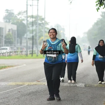 Runner Photo 8857038