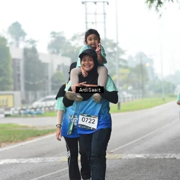 Runner Photo 8857041