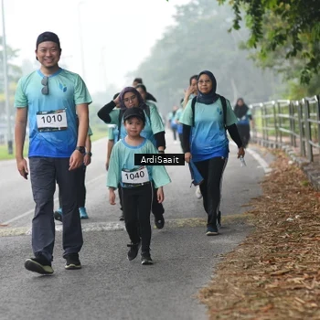 Runner Photo 8857059