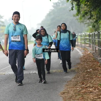 Runner Photo 8857072