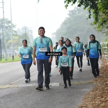 Runner Photo 8857094