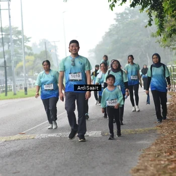 Runner Photo 8857101