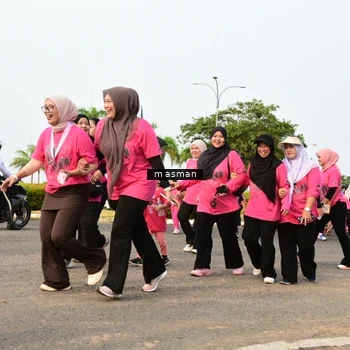 Runner Photo 8857102