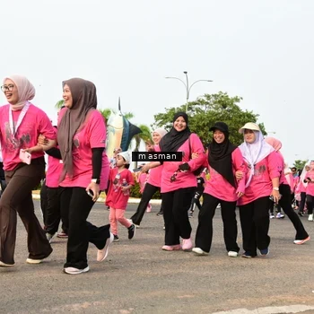 Runner Photo 8857105