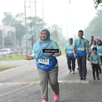 Runner Photo 8857106