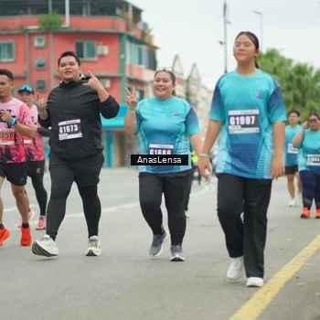 Runner Photo 8857115