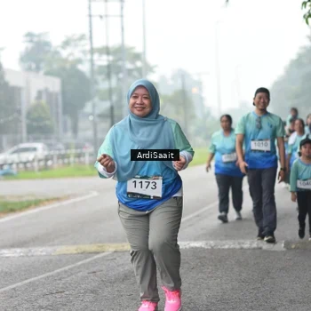 Runner Photo 8857118