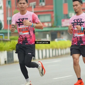 Runner Photo 8857165