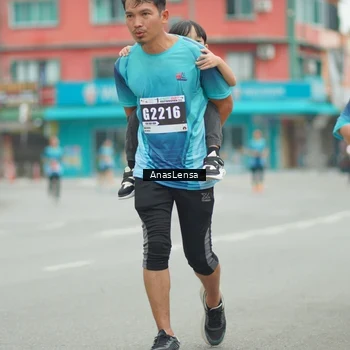 Runner Photo 8857218