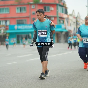 Runner Photo 8857225