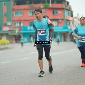 Runner Photo 8857233