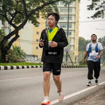 Runner Photo 8857235