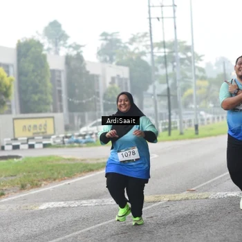 Runner Photo 8857278