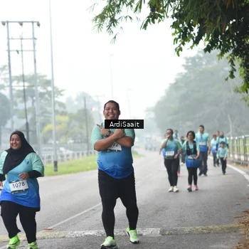 Runner Photo 8857282
