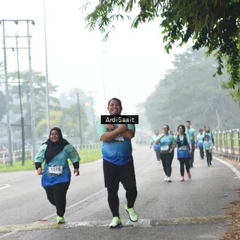 Runner Photo 8857291