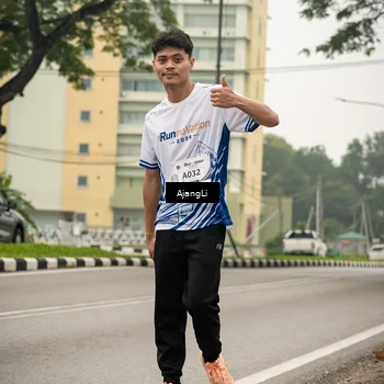 Runner Photo 8857374