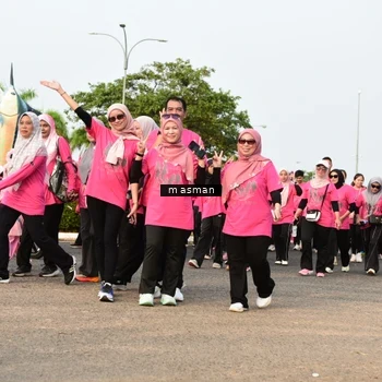 Runner Photo 8857386