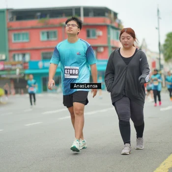 Runner Photo 8857513