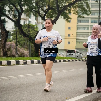 Runner Photo 8857526