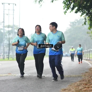 Runner Photo 8857547