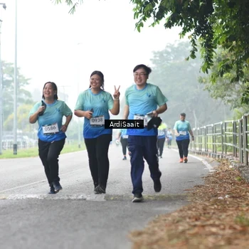 Runner Photo 8857554