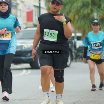 Runner Photo 8857639